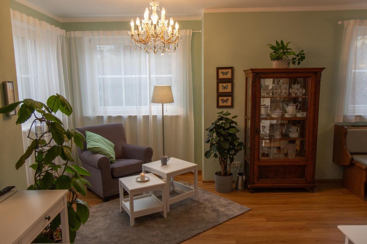 Christl - Mit Garten Und Pool Zur Mitbenutzung Apartment *