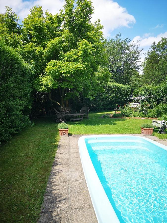 Christl - Mit Garten Und Pool Zur Mitbenutzung Apartament *